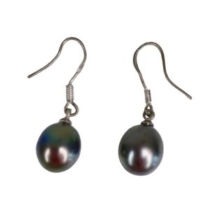 Genuine Black Pearl Oval Earrings